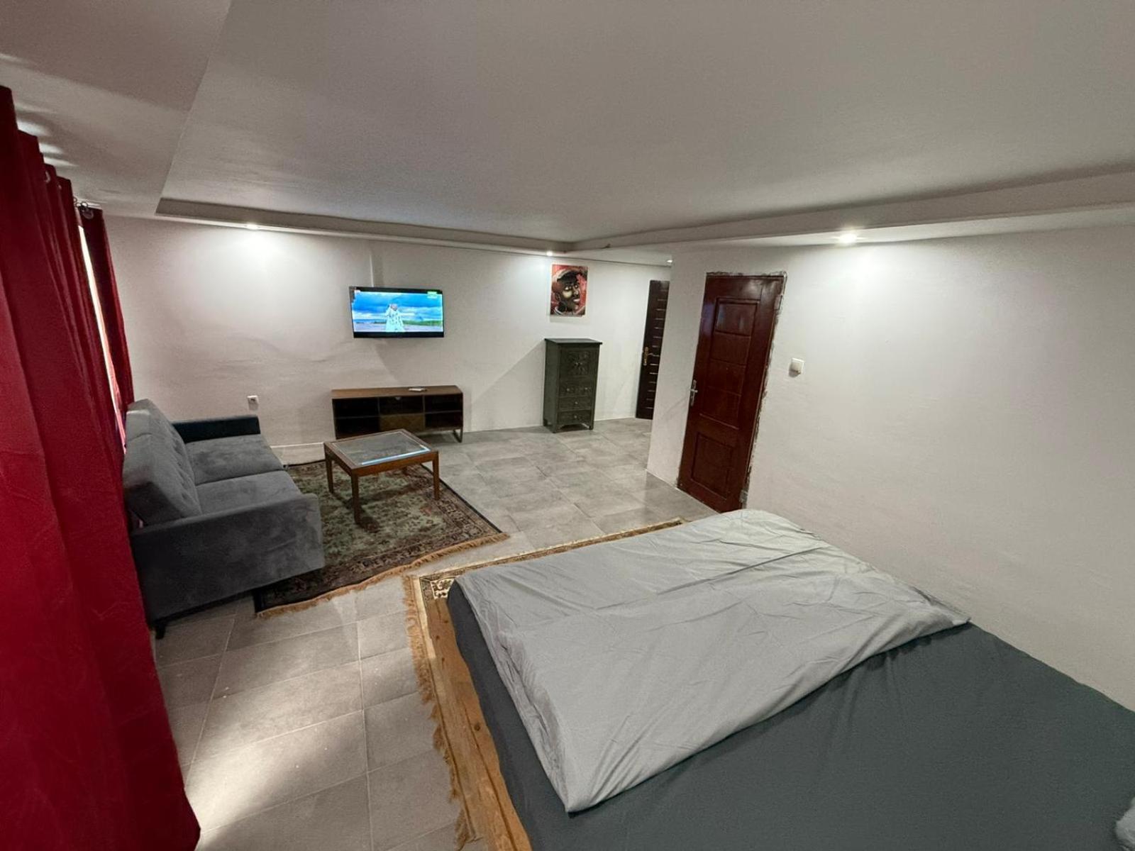 Mai Hotel Conakry Bagian luar foto