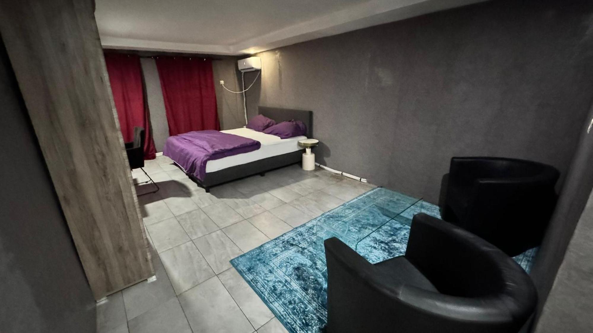 Mai Hotel Conakry Bagian luar foto